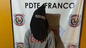 Policía detiene a un hombre que amenazó de muerte a su madre con una escopeta