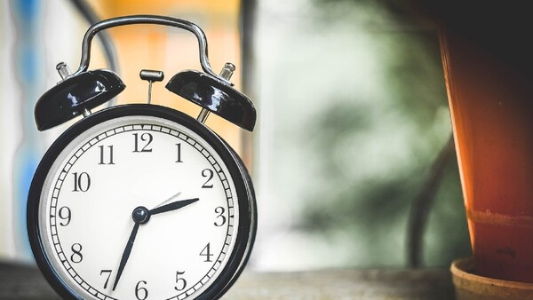 ¿Qué dice la inteligencia artificial sobre el cambio de hora en Paraguay?