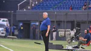 Carlos Jara Saguier analiza su debut y la derrota de Cerro Porteño