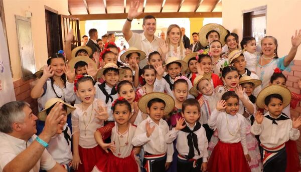 Presentaron “Escuelas abiertas Vy’a Renda” ante autoridades de la región