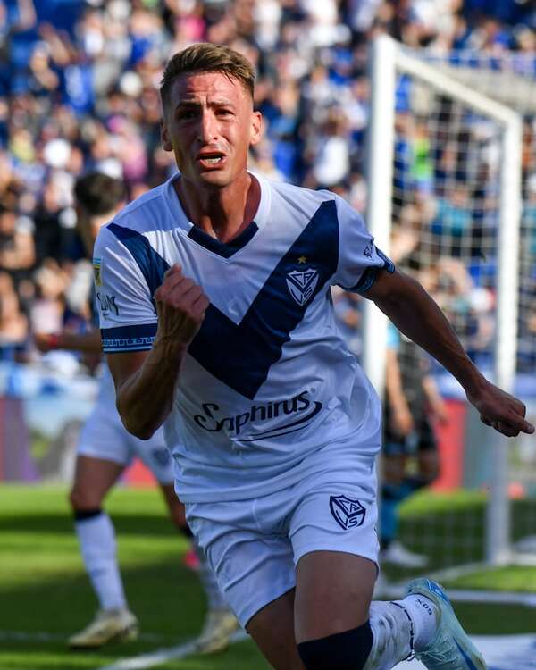 Vélez gana sobre la hora y se afirma como líder en la Liga argentina - Fútbol Internacional - ABC Color