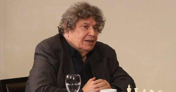 La Nación / Un adiós a Zenón Franco, el gran maestro y comunicador del ajedrez