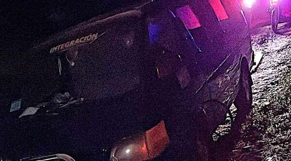 Ladrones roban furgoneta mientras su dueño compraba algo para cenar - Noticiero Paraguay