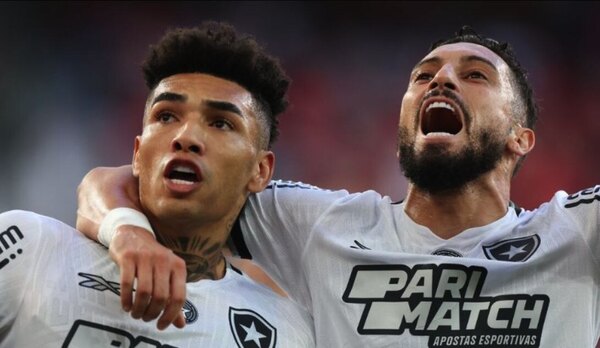Versus / Botafogo aumenta la ventaja al frente del Brasileirão