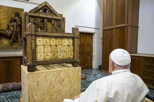 El papa urge al mundo a detener "la espiral de venganza" en Oriente Medio - Mundo - ABC Color