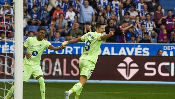 Lewandowski reina en Vitoria