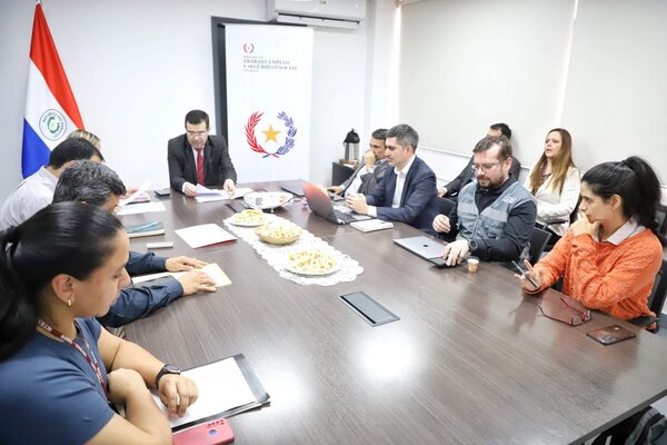 Modernización del transporte público no afectará derechos laborales de los trabajadores - .::Agencia IP::.