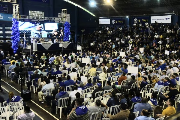 Convención del PLRA adelanta elecciones y modifica estatuto para futuras candidaturas