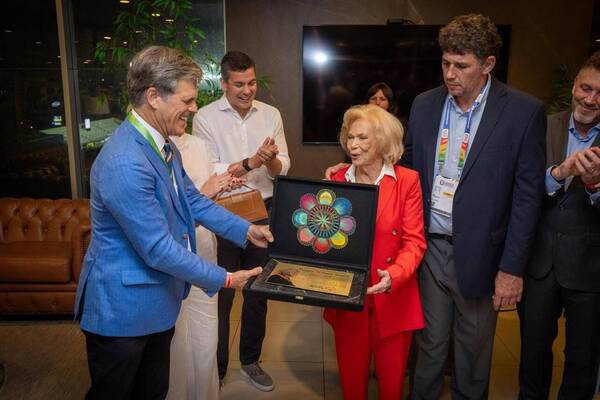 Emotivo homenaje a la señora Peggy Wilson-Smith Petersen desde Olimpiadas Especiales Internacional