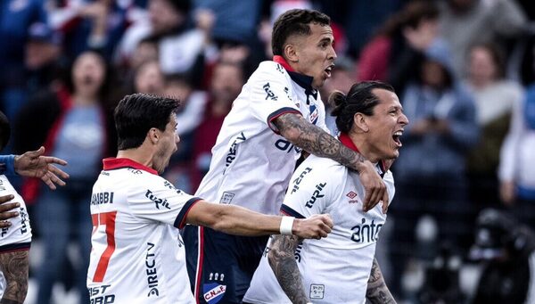 Versus / Federico Santander sentencia el clásico uruguayo a favor de Nacional