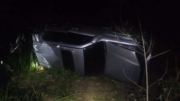 Músico Carlos Goiburú sufrió un accidente de tránsito en Simón Bolívar - Nacionales - ABC Color