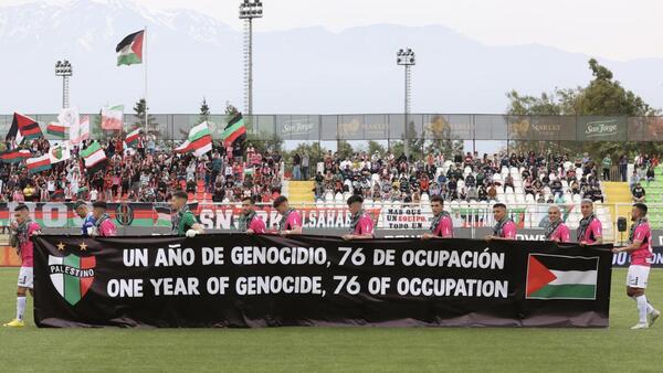 Jugadores del Palestino denuncian "genocidio en Palestina"