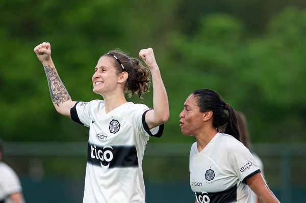 Olimpia golea y lidera el grupo B de la Libertadores Femenina