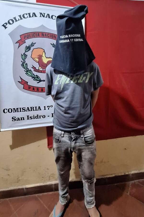Detienen a joven con motocicleta robada tras patrullaje preventivo en Lambaré - Policiales - ABC Color