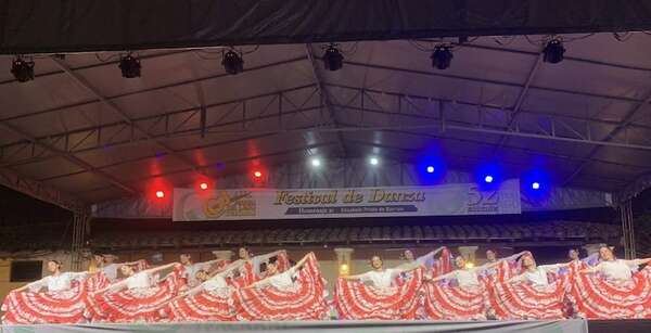 En Ypacaraí palpita el folclore con su tradicional festival - Nacionales - ABC Color
