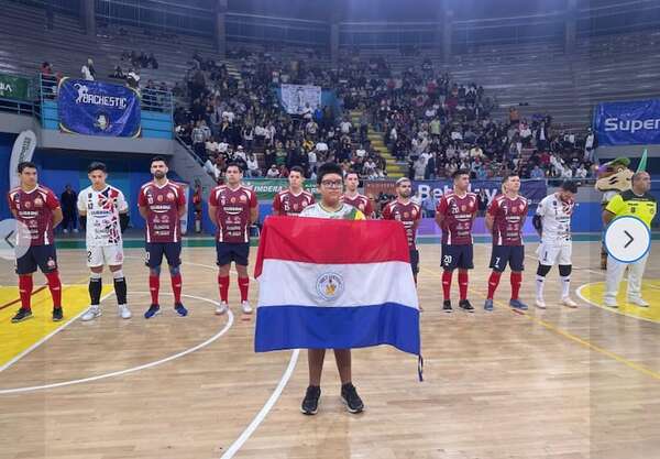 Fútbol de salón: Azucena, en un Calvario - Polideportivo - ABC Color