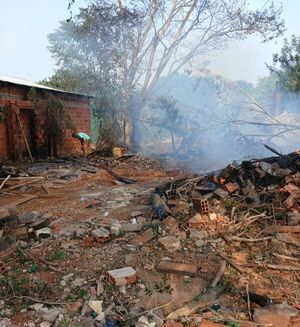 Incendio destruye vivienda en San Alfredo sin causar heridos graves