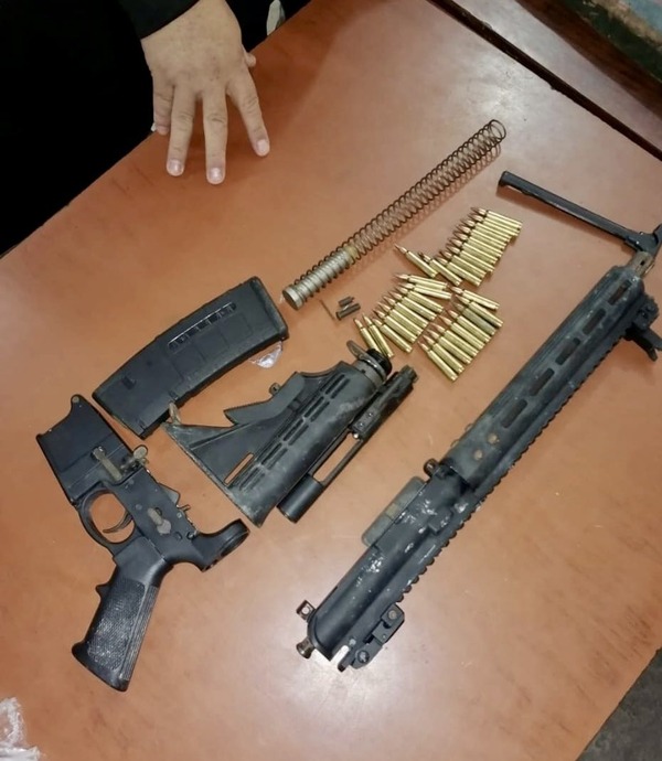 Hallan en Tacumbú fusil de guerra vinculado al clan Rotela - ADN Digital