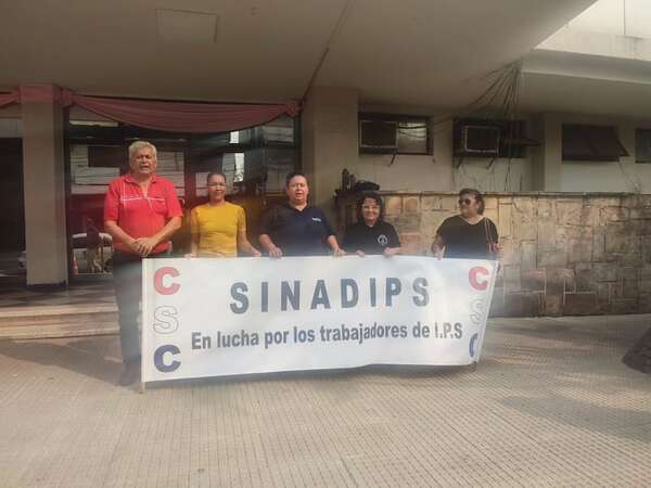 Denuncian despidos masivos en IPS - Nacionales - ABC Color