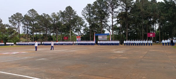Ceremonia de Juramento de Fidelidad a la Patria en el Colegio Militar de Suboficiales