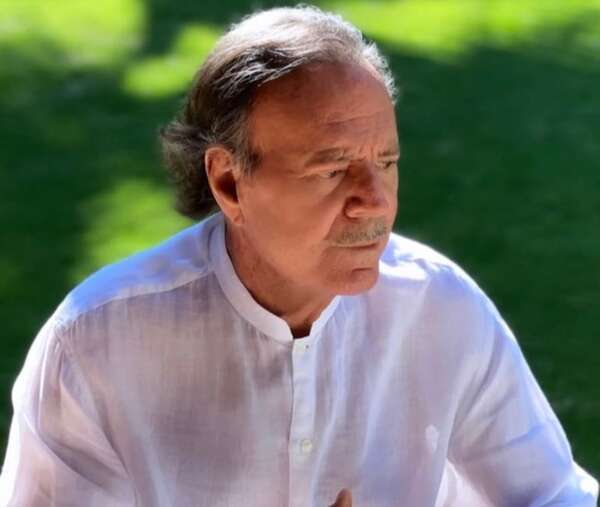 Julio Iglesias, a sus 81 años, desmiente que se retira del mundo musical - Gente - ABC Color