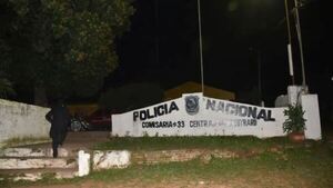 Aspirante a policía dejó la comisaría para ir a pasar la noche con su novio