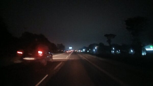 Peligro total: Ruta PY02 sin iluminación de noche desde el km 12 en adelante - La Clave