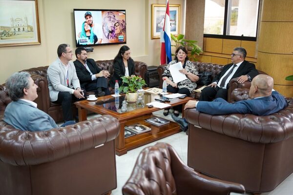 Pediatras quieren respaldo del Senado para comprar vacunas contra el virus sincitial - ADN Digital