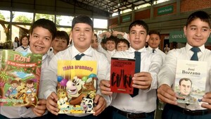 ueno bank inspira a estudiantes a formarse como lectores