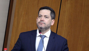 Raúl Latorre termina comisionamiento de funcionaria acusada de supuesta apropiación
