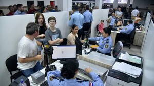 Caída del sistema de Identificaciones genera espera de más de cuatro horas