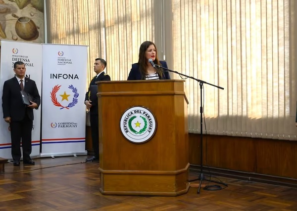 Infona entrega equipos para combatir incendios en el Chaco
