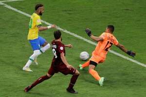 El portero Joel Graterol, baja de la Vinotinto ante Argentina y Paraguay por lesión - Fútbol Internacional - ABC Color