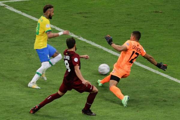 El portero Joel Graterol, baja de la Vinotinto ante Argentina y Paraguay por lesión - Fútbol Internacional - ABC Color