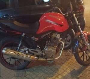 Video: así robaron una motocicleta en menos de un minuto en pleno centro de Asunción   - Policiales - ABC Color