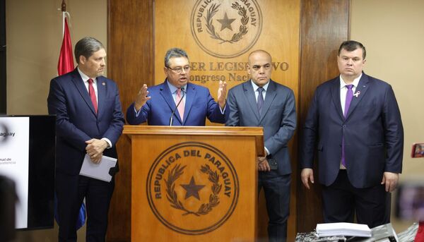 El senador Gustavo Leite brindó declaraciones sobre la ONG “Comunidad Cenáculo del Paraguay”