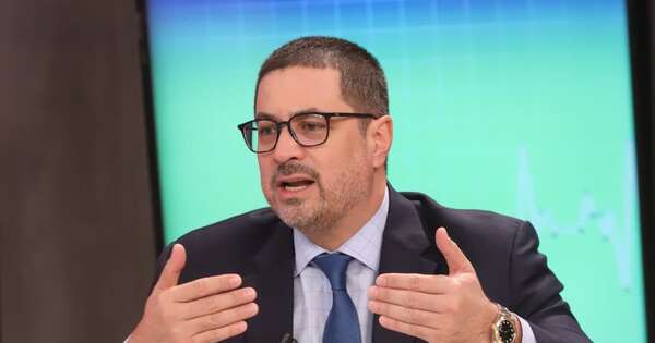La Nación / “No existe ni un solo vínculo negativo entre Cartes y Pecci”