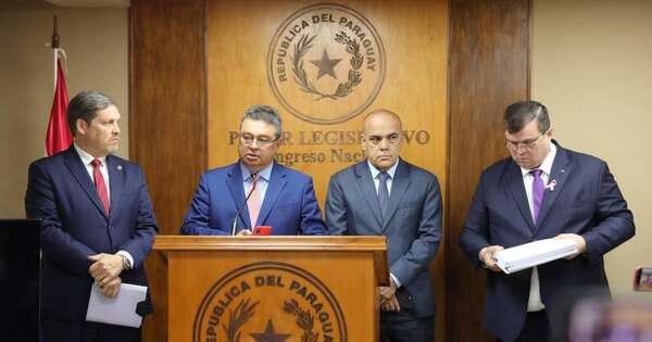 La Nación / Leite presentó la rendición de cuentas de Cenáculo del Paraguay