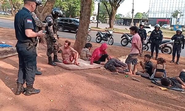 Policías intervienen y detienen a personas en campamentos de adictos – Diario TNPRESS