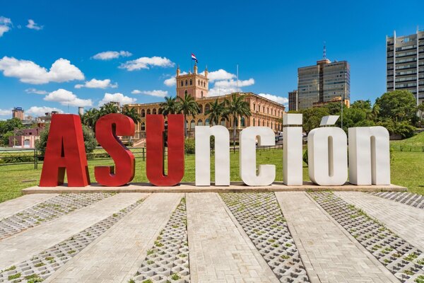 Versus / El ambicioso proyecto que tiene Alejandro Domínguez para Asunción