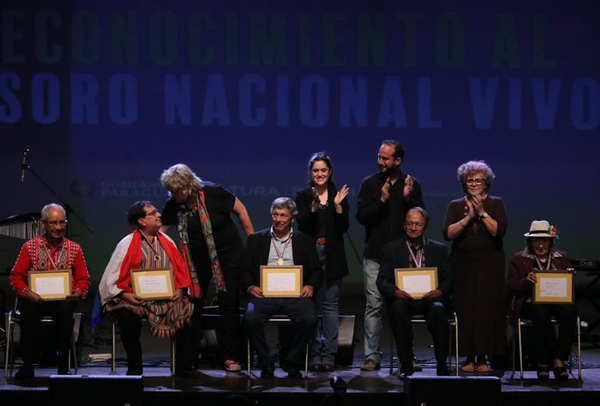 Cultura declaró “Tesoros Vivos de la Nación” a los grandes maestros del arpa paraguaya • PARAGUAY TV