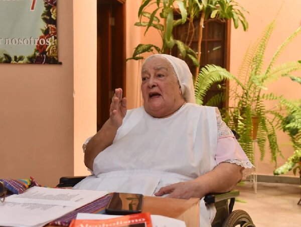 Histórica activista "jamás" recibió dinero del Estado, comenta · Radio Monumental 1080 AM