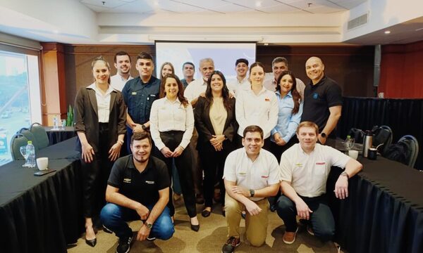 Chevrolet refuerza su compromiso con la Atención al Cliente con capacitaciones a su red de distribuidores