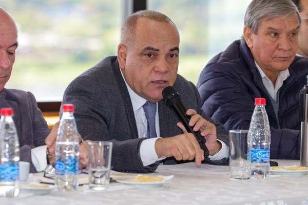 Bachi afirma que debatirán con la oposición pero no se someterán a la minoría - ADN Digital