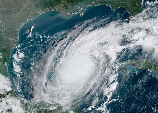Video muestra cómo es por dentro el furioso huracán Milton - Ciencia - ABC Color
