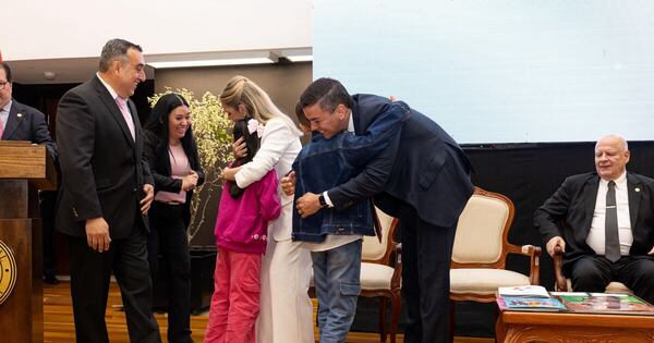 La Nación / Gobierno lanza programa de adopción para que mil niños encuentren familias