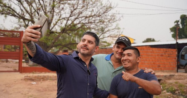 Encuesta: Nenecho le ganaría la interna a Centurión y se mantendría en el cargo
