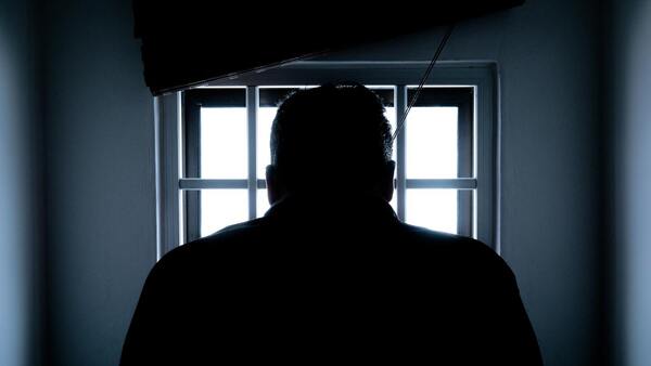 Detienen a un gran distribuidor mundial de pornografía infantil en República Checa