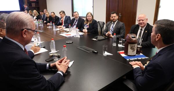La Nación / Peña encabezó una reunión interinstitucional sobre Plan de Acción del Gafilat