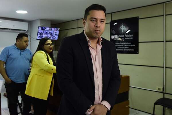 Caso Tajy: acusan a Prieto y a otras diez personas por supuesta compra ficticia de alimentos - ABC en el Este - ABC Color